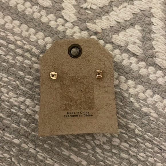 Anthropologie gold tear drop earring - Picture 2 of 2